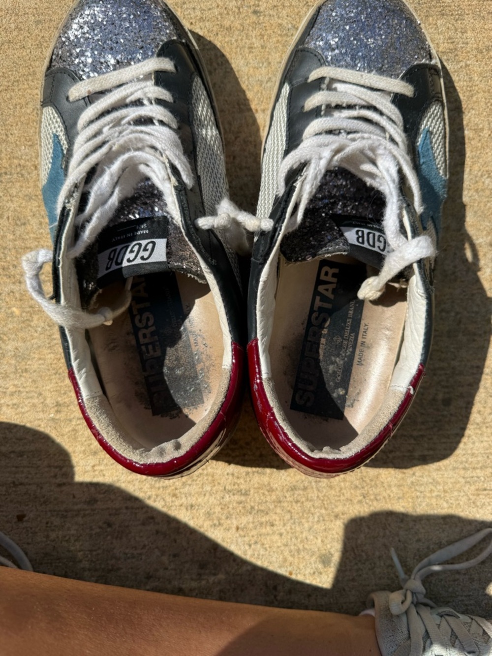 Golden Goose Deluxe Edition Superstar Sneakers - Picture 9 of 11